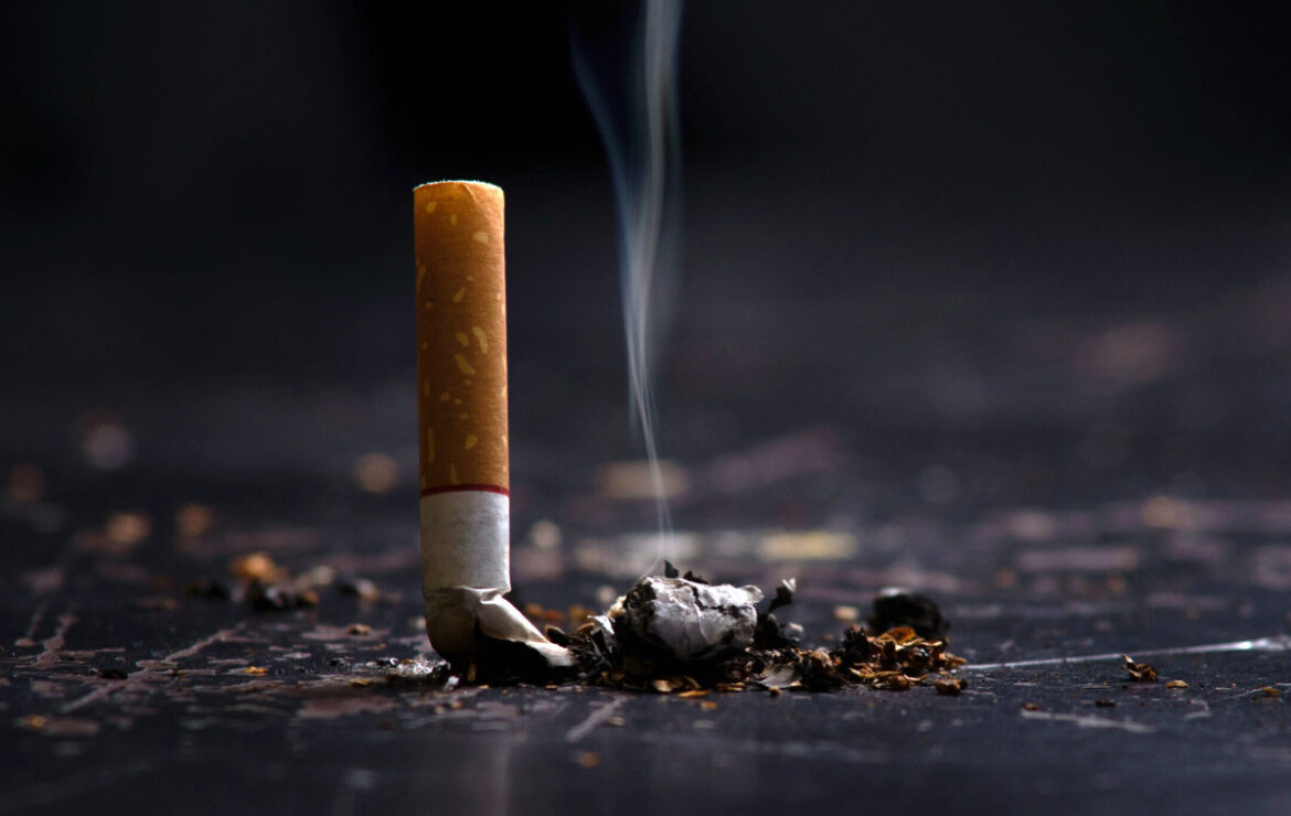 Fumare accelera l’invecchiamento