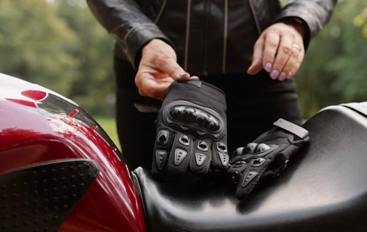 Moto: proteggere le mani